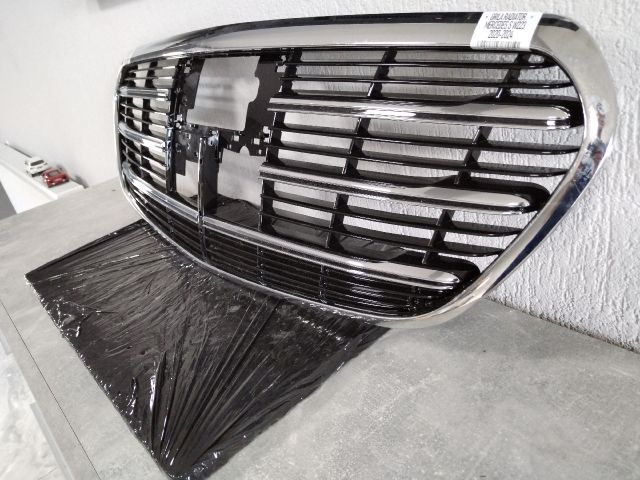 bontott MERCEDES-BENZ S-CLASS Hűtőrács