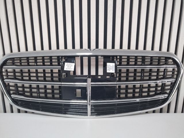 bontott MERCEDES-BENZ S-CLASS Hűtőrács