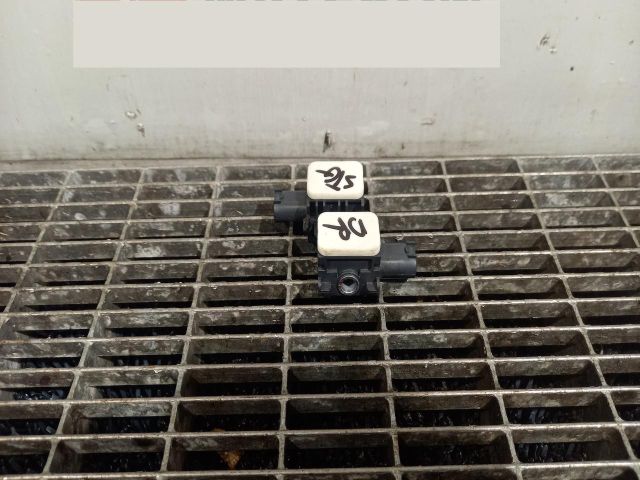 bontott MERCEDES-BENZ S-CLASS Jeladó (Magában)