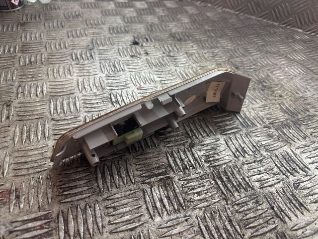 bontott MERCEDES-BENZ S-CLASS Jobb első Ablakemelő Kapcsoló