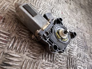 bontott MERCEDES-BENZ S-CLASS Jobb első Ablaktörlő Motor