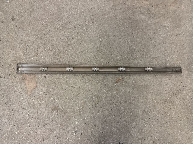 bontott MERCEDES-BENZ S-CLASS Jobb első Ajtó Díszléc