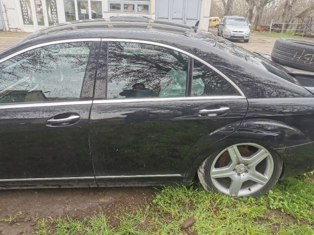 bontott MERCEDES-BENZ S-CLASS Jobb első Ajtó (Részeivel)