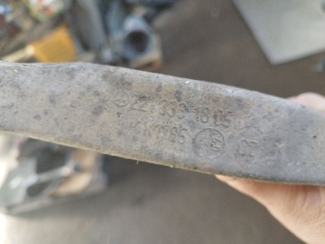 bontott MERCEDES-BENZ S-CLASS Jobb első Alsó Első Lengőkar