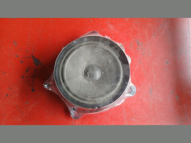 bontott MERCEDES-BENZ S-CLASS Jobb első Hangszóró