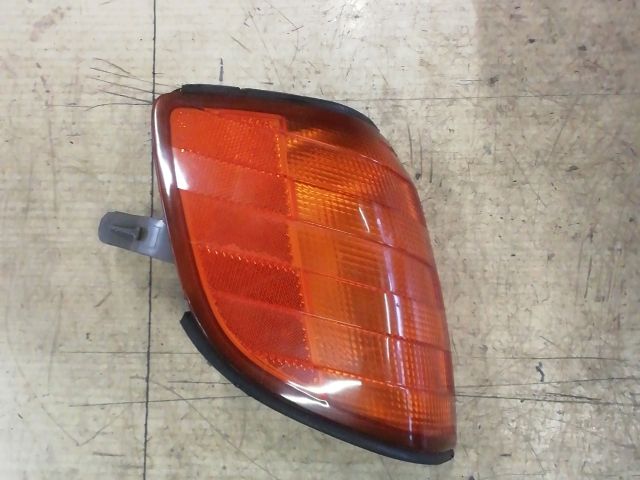 bontott MERCEDES-BENZ S-CLASS Jobb első Irányjelző