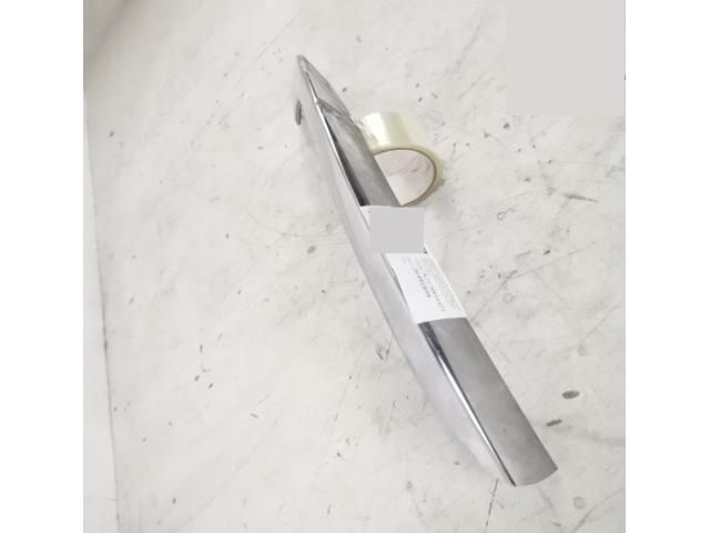 bontott MERCEDES-BENZ S-CLASS Jobb első Lökhárító Díszléc