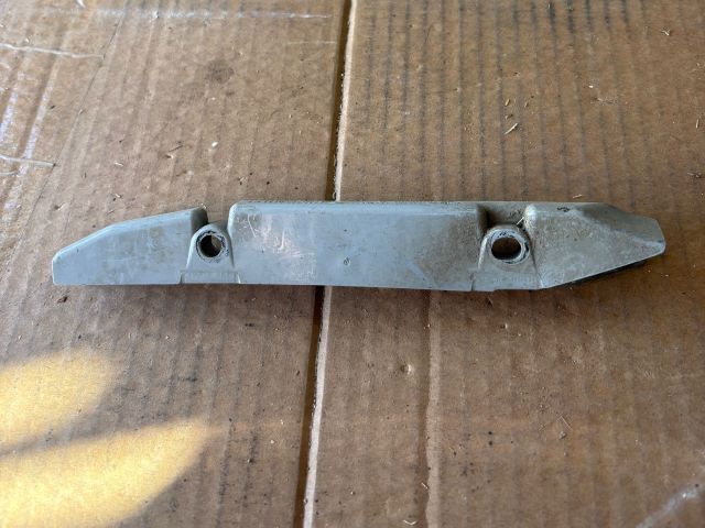 bontott MERCEDES-BENZ S-CLASS Jobb első Oldal Lökhárító Tartó (Műanyag)