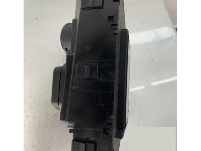 bontott MERCEDES-BENZ S-CLASS Jobb első Ülésállító Kapcsoló