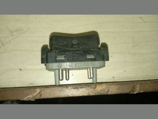 bontott MERCEDES-BENZ S-CLASS Jobb első Ülésfűtés Kapcsoló