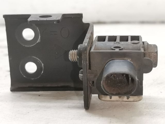 bontott MERCEDES-BENZ S-CLASS Jobb első Ütközés Érzékelő (Homlokfalon)