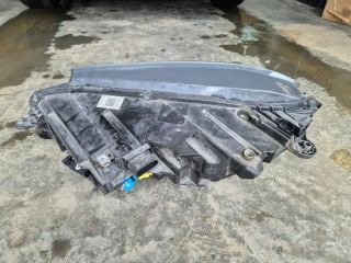 bontott MERCEDES-BENZ S-CLASS Jobb Fényszóró