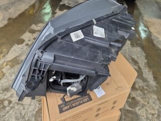 bontott MERCEDES-BENZ S-CLASS Jobb Fényszóró