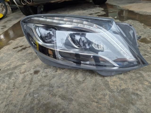 bontott MERCEDES-BENZ S-CLASS Jobb Fényszóró
