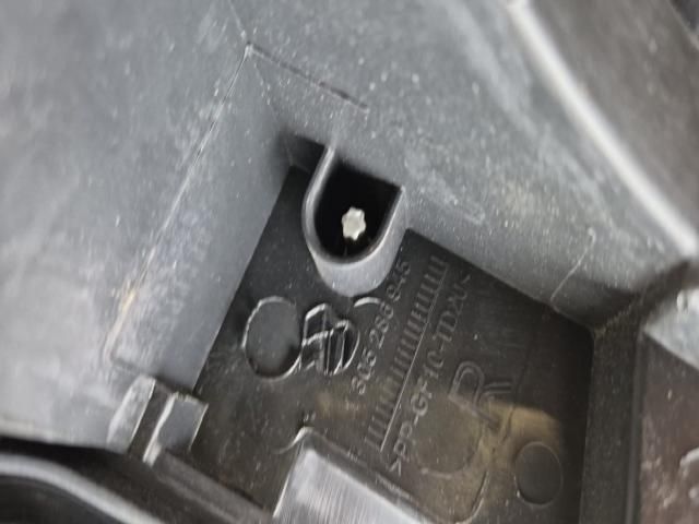 bontott MERCEDES-BENZ S-CLASS Jobb Fényszóró