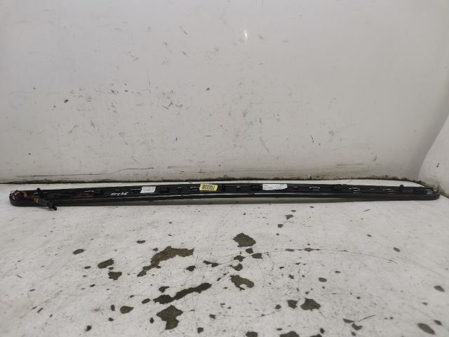 bontott MERCEDES-BENZ S-CLASS Jobb hátsó Ajtó Kárpit Díszléc