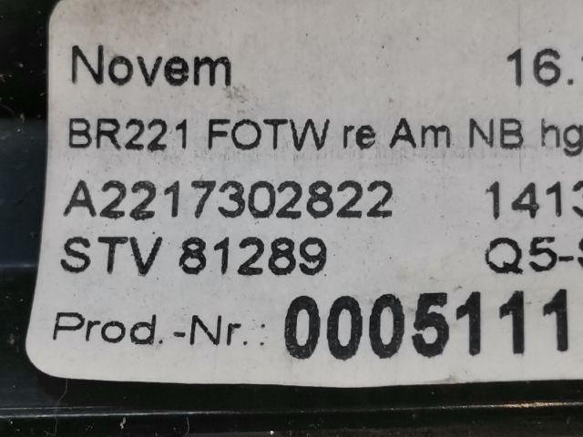 bontott MERCEDES-BENZ S-CLASS Jobb hátsó Ajtó Kárpit Díszléc