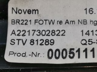 bontott MERCEDES-BENZ S-CLASS Jobb hátsó Ajtó Kárpit Díszléc