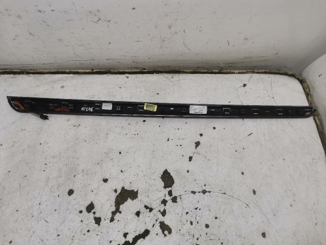 bontott MERCEDES-BENZ S-CLASS Jobb hátsó Ajtó Kárpit Díszléc