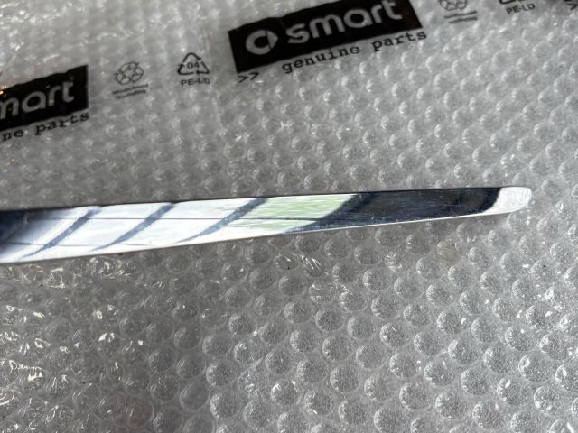 bontott MERCEDES-BENZ S-CLASS Jobb hátsó Lökhárító Díszléc