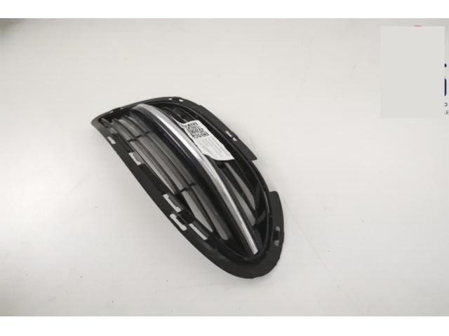 bontott MERCEDES-BENZ S-CLASS Jobb Ködlámpa Rács