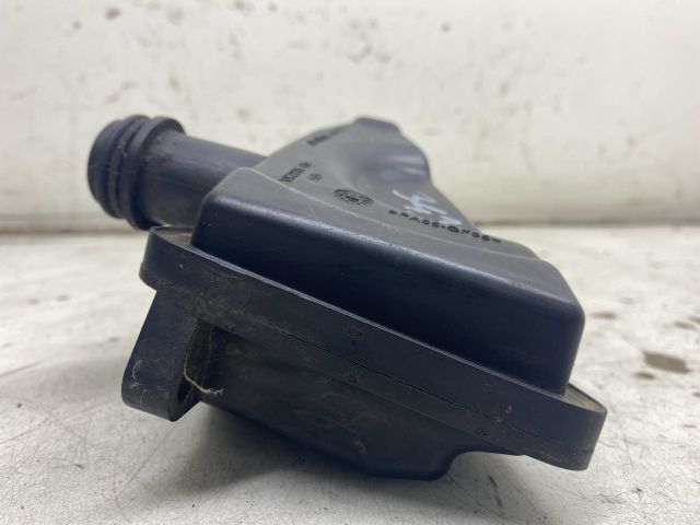 bontott MERCEDES-BENZ S-CLASS Kartergáz Visszavezető Ház