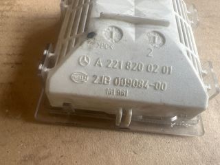 bontott MERCEDES-BENZ S-CLASS Kesztyűtartó Világítás