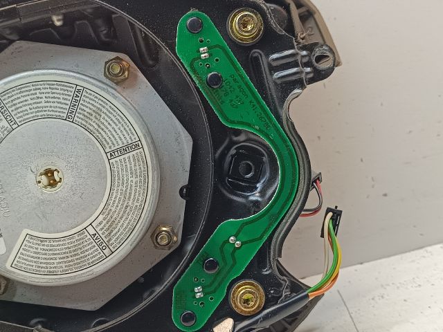 bontott MERCEDES-BENZ S-CLASS Kormánylégzsák