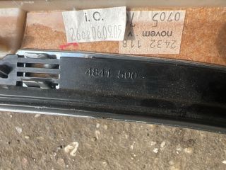 bontott MERCEDES-BENZ S-CLASS Középső Műszerfal Díszléc