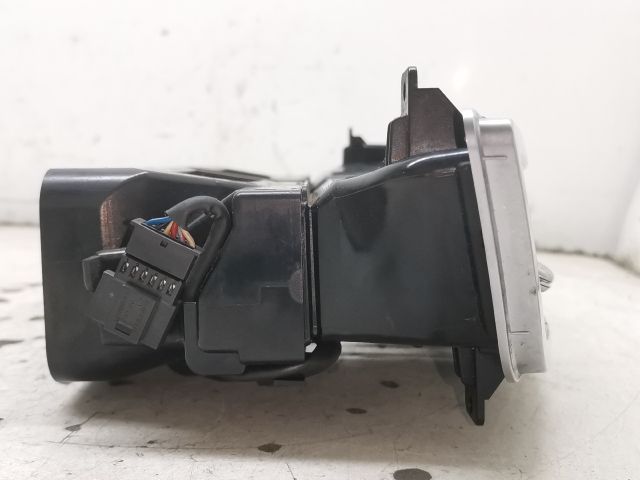 bontott MERCEDES-BENZ S-CLASS Középső Szellőző