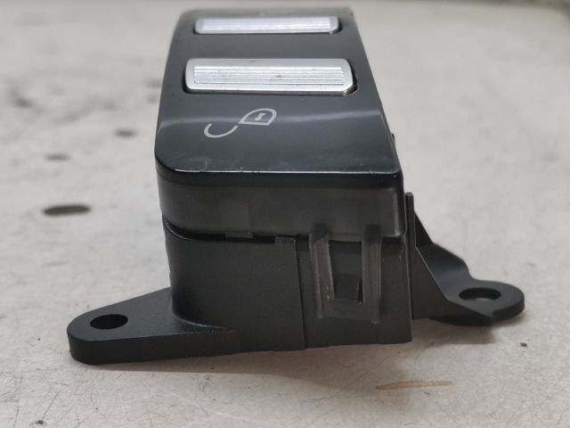 bontott MERCEDES-BENZ S-CLASS Központizár Kapcsoló