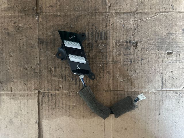 bontott MERCEDES-BENZ S-CLASS Központizár Kapcsoló