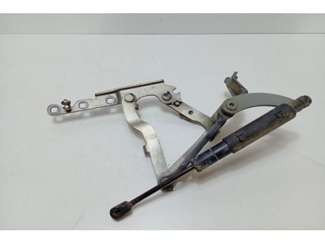 bontott MERCEDES-BENZ S-CLASS Motorháztető Bal Zsanér