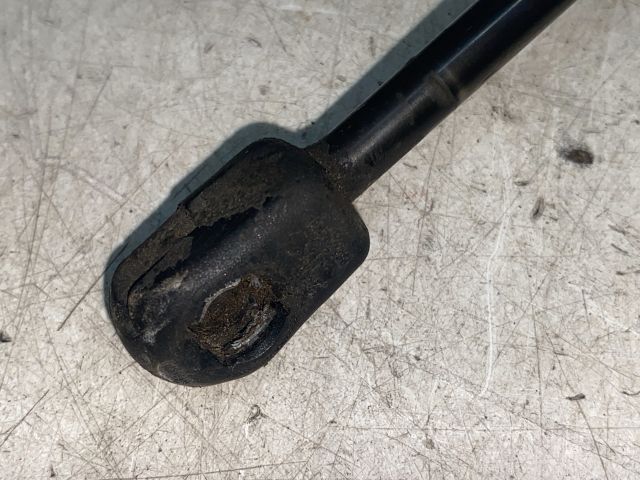 bontott MERCEDES-BENZ S-CLASS Motorháztető Jobb Zsanér