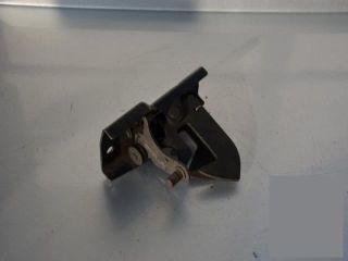 bontott MERCEDES-BENZ S-CLASS Motorháztető Zárszerkezet