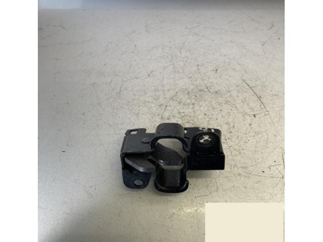 bontott MERCEDES-BENZ S-CLASS Motorháztető Zárszerkezet