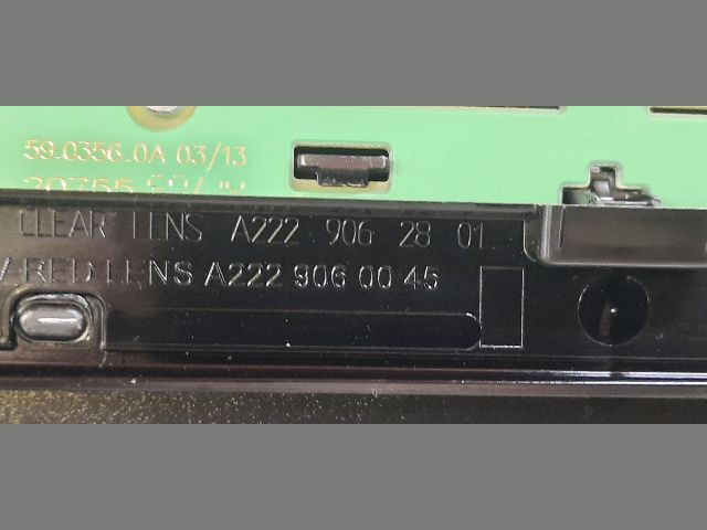 bontott MERCEDES-BENZ S-CLASS Pótféklámpa