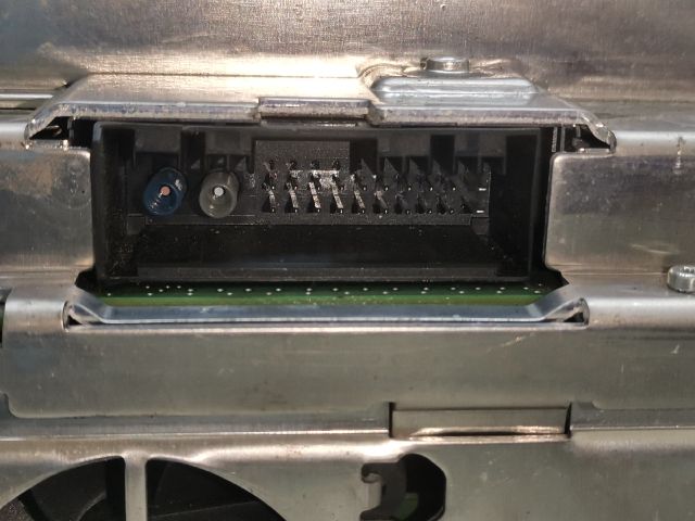 bontott MERCEDES-BENZ S-CLASS Rádió / CD