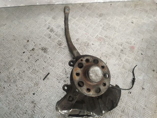 bontott MERCEDES-BENZ S-CLASS Jobb első Csonkállvány Kerékaggyal