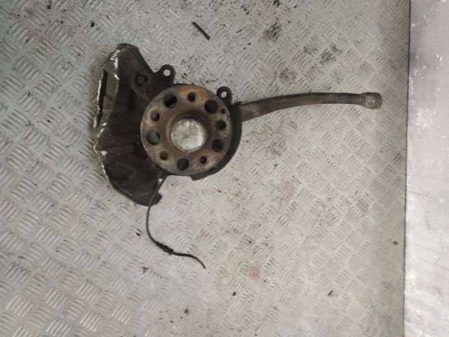 bontott MERCEDES-BENZ S-CLASS Jobb első Csonkállvány Kerékaggyal