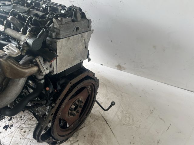 bontott MERCEDES-BENZ S-CLASS Motor (Fűzött blokk hengerfejjel)