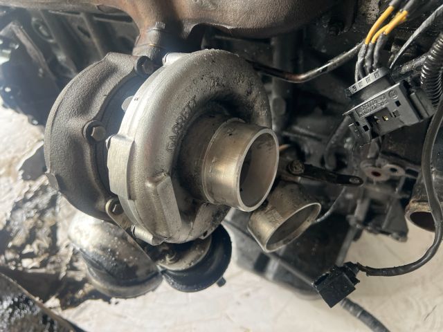 bontott MERCEDES-BENZ S-CLASS Motor (Fűzött blokk hengerfejjel)