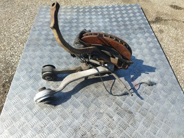 bontott MERCEDES-BENZ S-CLASS Bal első Kerékagy