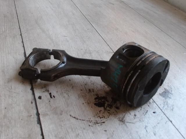 bontott MERCEDES-BENZ S-CLASS Dugattyú és Hajtókar