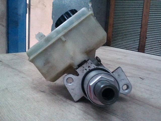 bontott MERCEDES-BENZ S-CLASS Főfékhenger