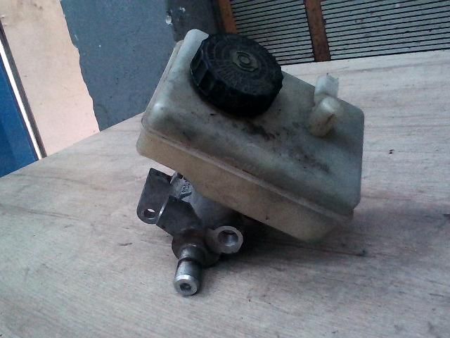 bontott MERCEDES-BENZ S-CLASS Főfékhenger