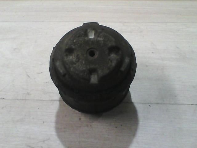 bontott MERCEDES-BENZ S-CLASS Motor Tartó Bak (Pozíciófüggetlen)