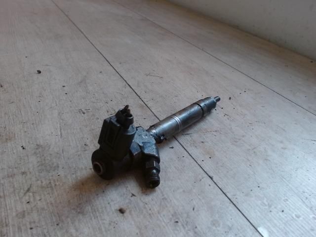 bontott MERCEDES-BENZ S-CLASS Porlasztó (1 db)