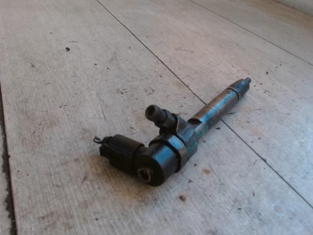 bontott MERCEDES-BENZ S-CLASS Porlasztó (1 db)