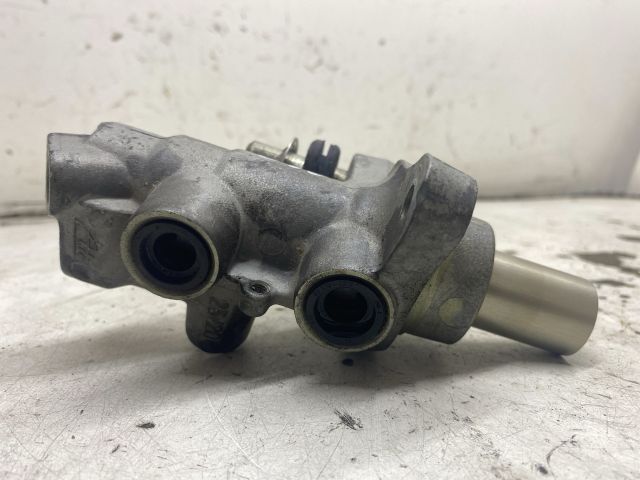 bontott MERCEDES-BENZ S-CLASS Főfékhenger